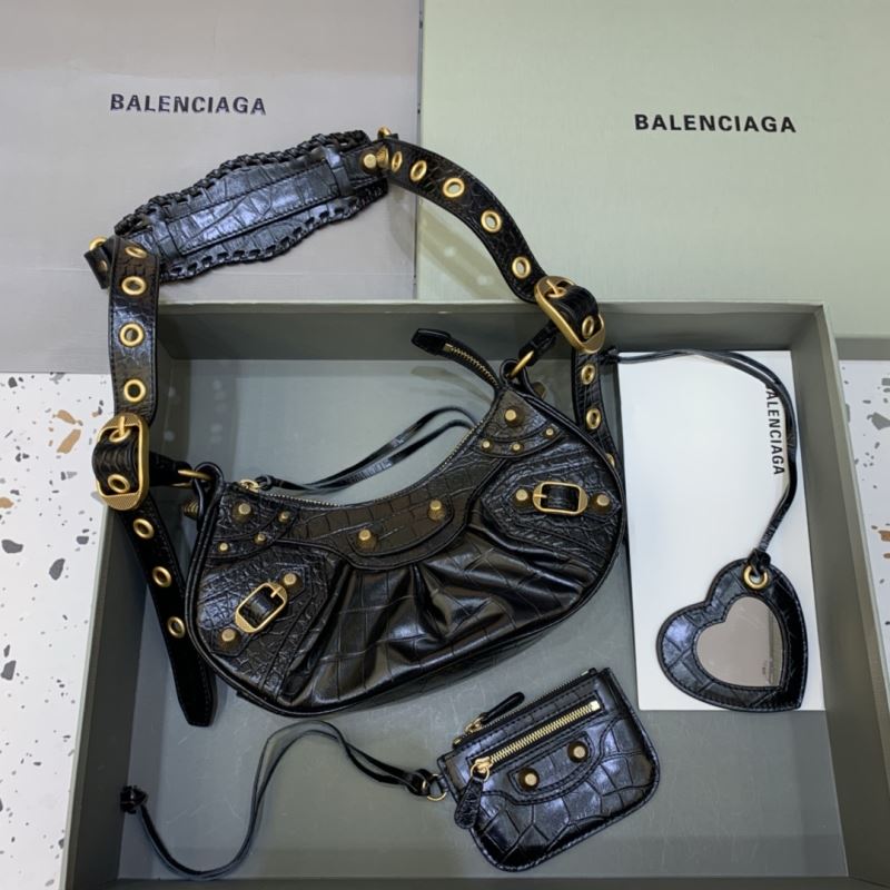 Ba*len*cia*ga classic city bags